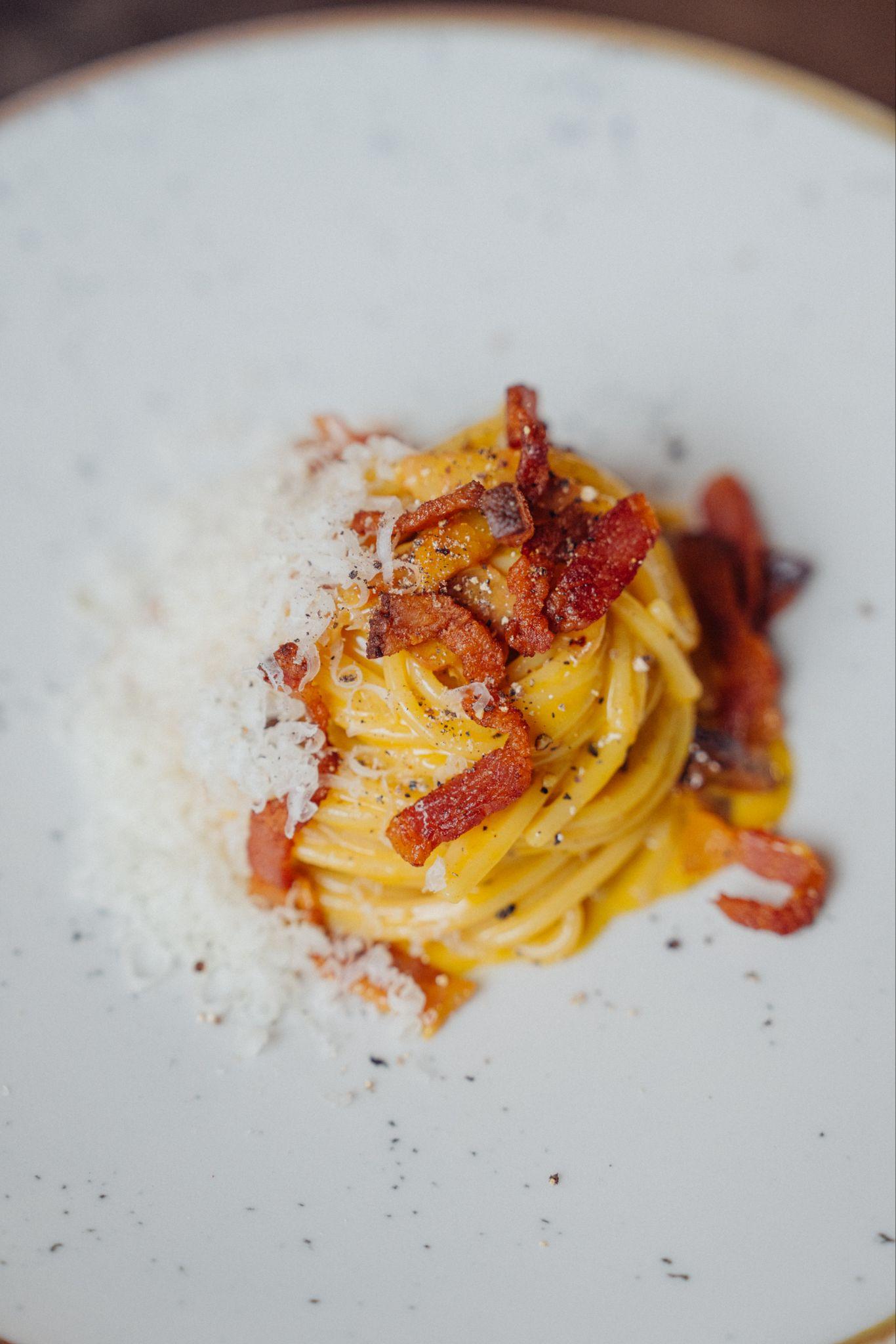 Wine paired with a plate of carbonara